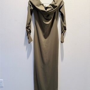 PrettyLittleThing Olive Long Sleeve Dress
